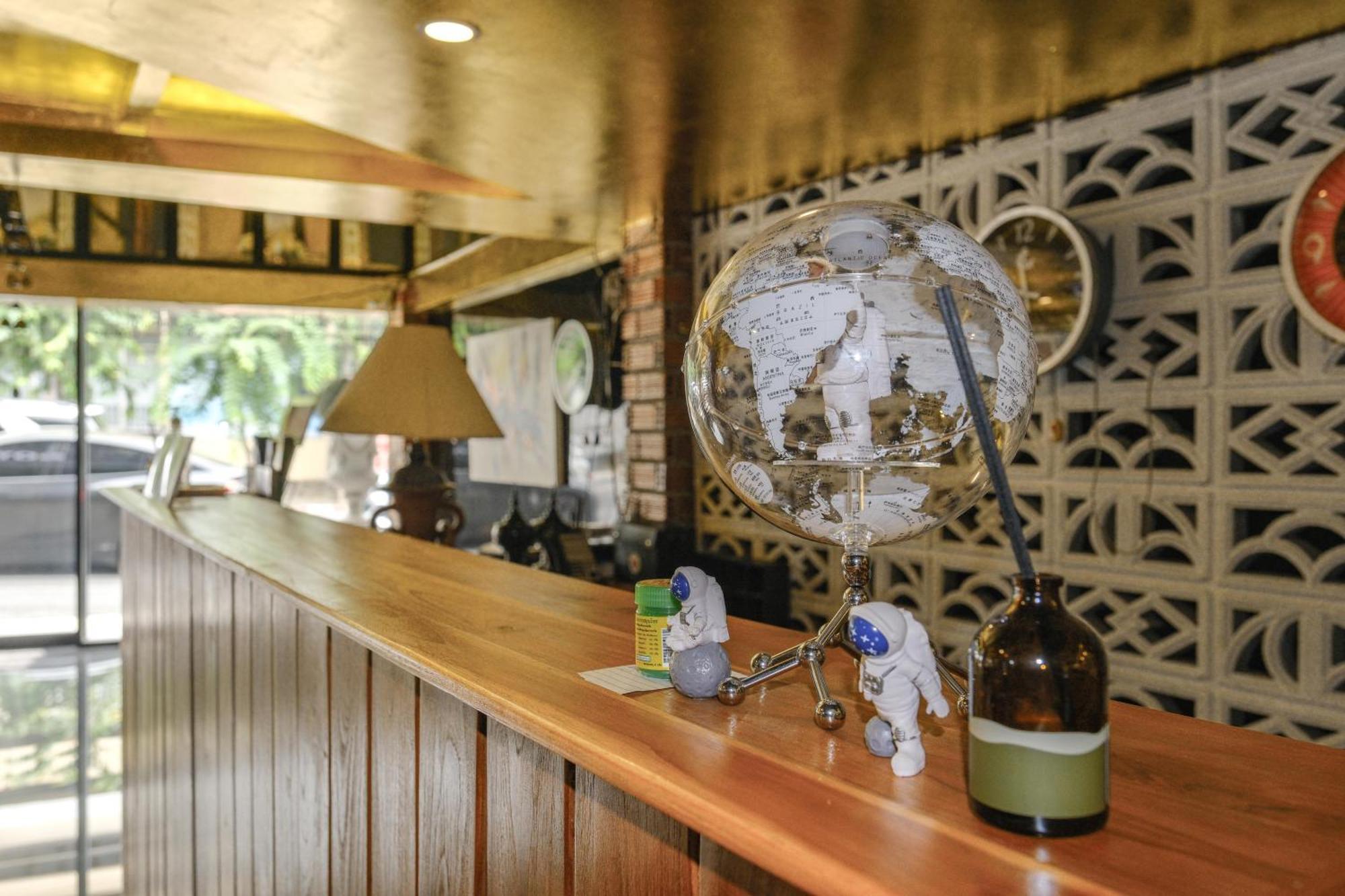 Goya Hotel Chiang Mai Extérieur photo