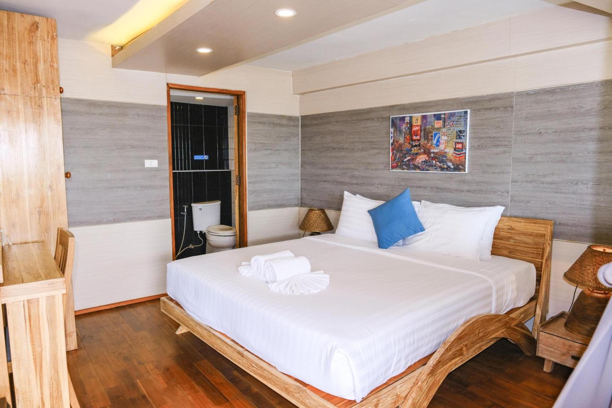 Goya Hotel Chiang Mai Extérieur photo